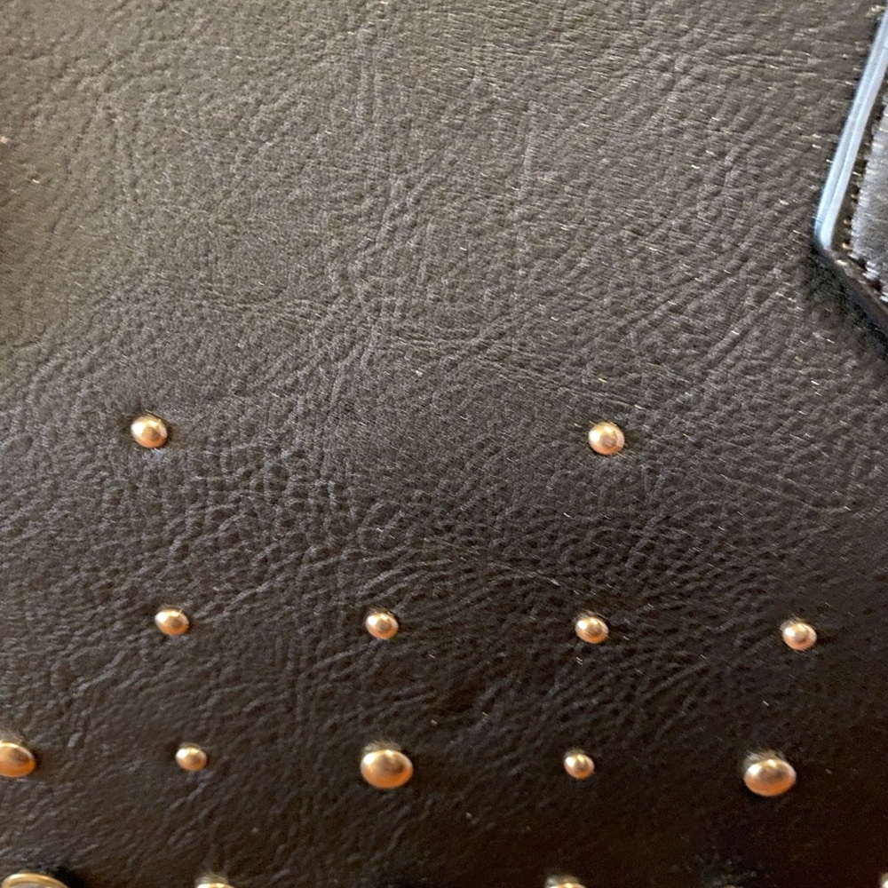LA TERRE FASHION LIMITED BLACK PURSE - Picture 2 of 11